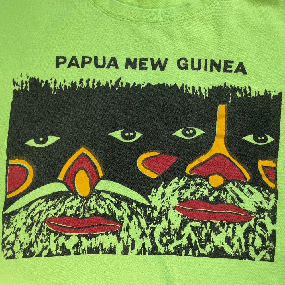 Vintage Papua New Guinea Tee Aboriginal Screen print illustration